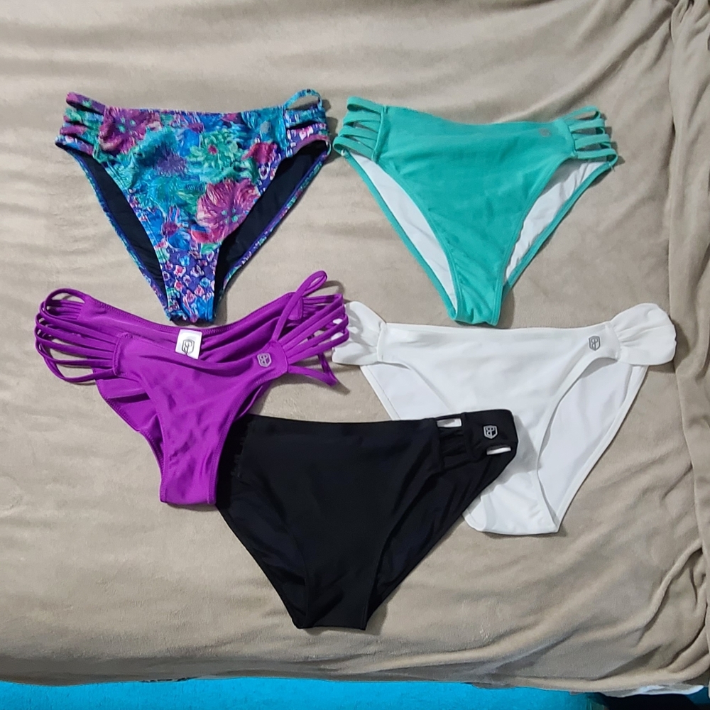 Born primitive bikini bottom lot